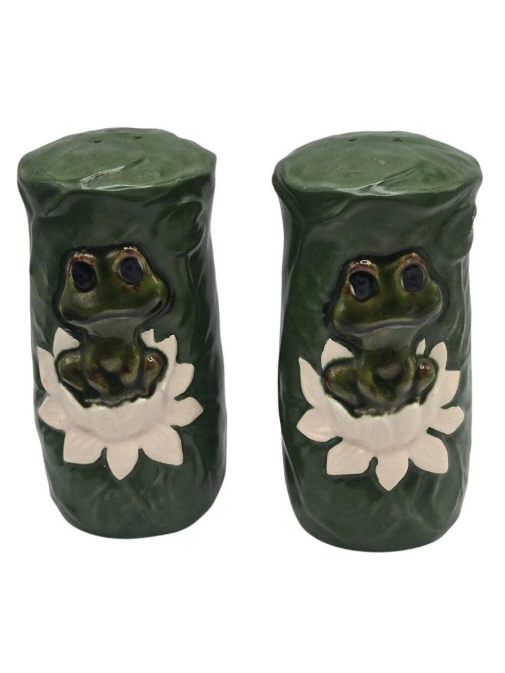 Large Frog Salt Pepper Shakers Vintage 1970s Green Retro Kitchen Collectible